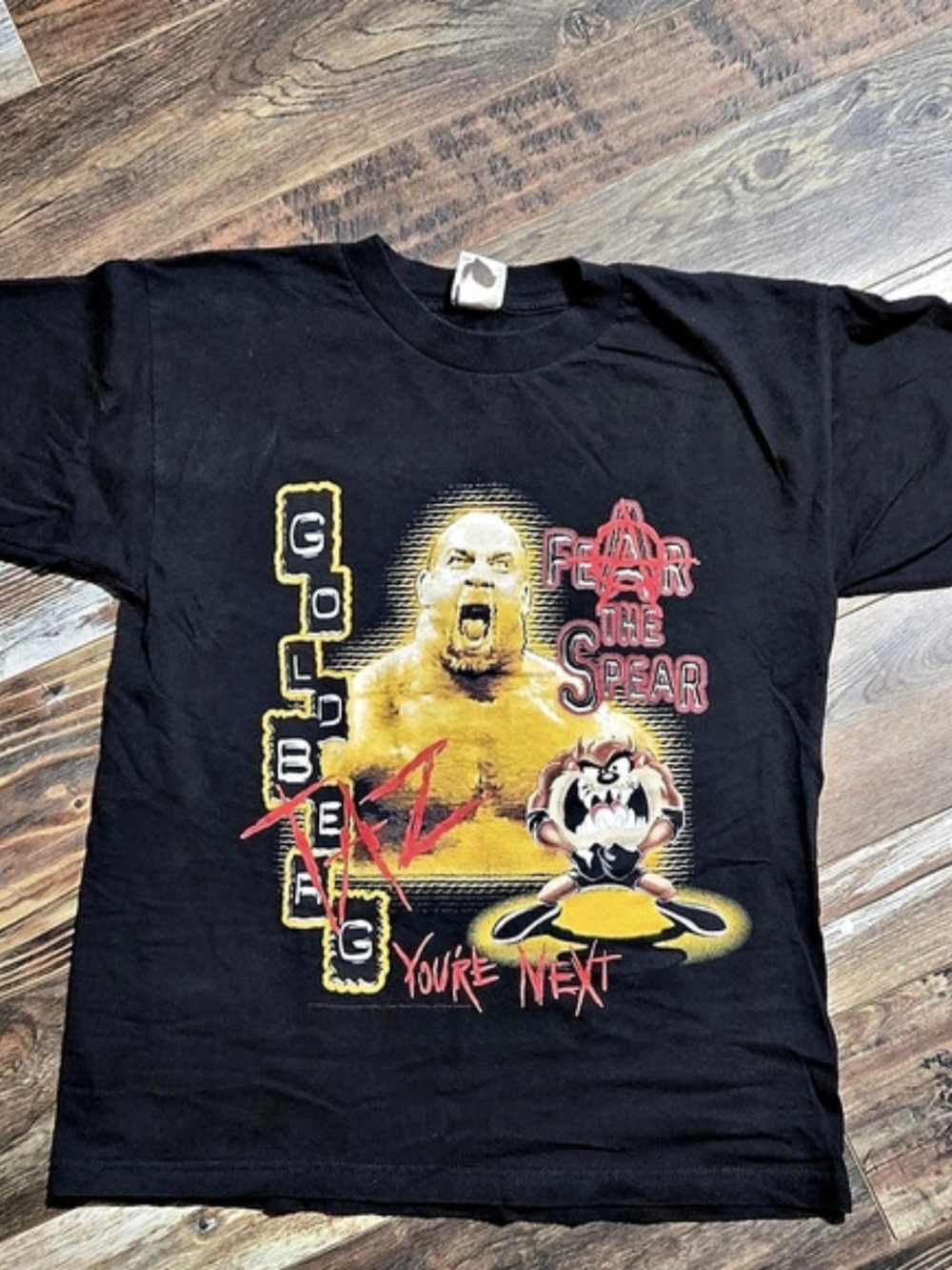 Vintage 99 WCW Goldberg Taz Looney Tunes Wresting T Shirt Adult Small/ Youthxl